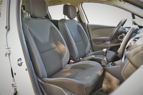 Renault Clio Sport Tourer 0.9 TCe Limited 15