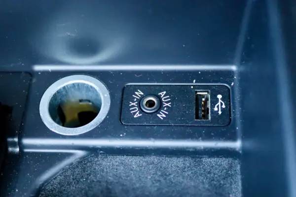 BMW 318 d 6