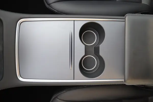 Tesla Model Y Standard 19