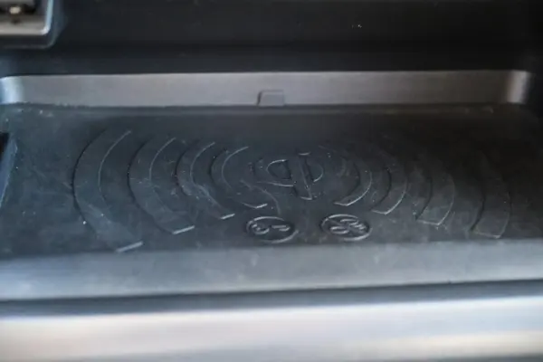 Peugeot 2008 1.5 BlueHDi Allure EAT8 20