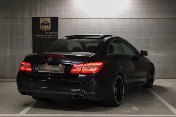Mercedes-Benz E 250 CDi Avantgarde BlueEfficiency Auto 4