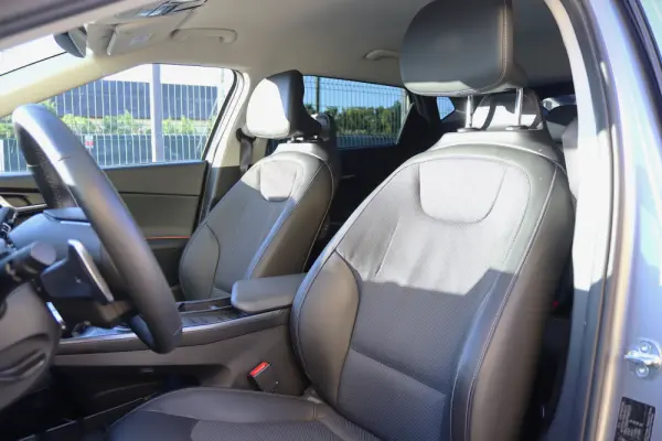Kia EV6 84-kWh Air 17