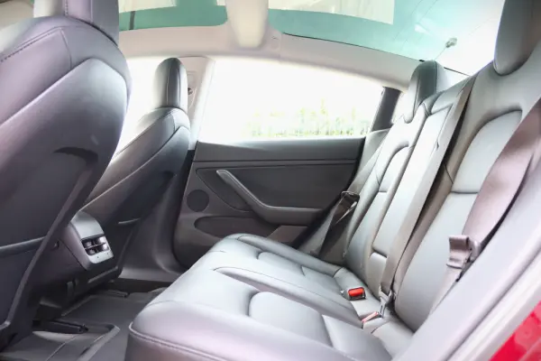 Tesla Model 3 Long-Range Dual Motor AWD 30