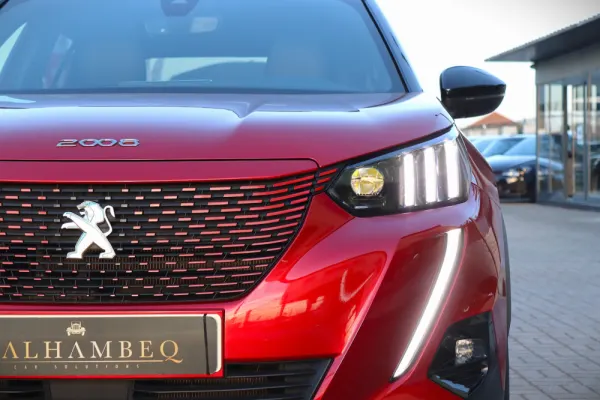 Peugeot e-2008 50 kWh GT 13