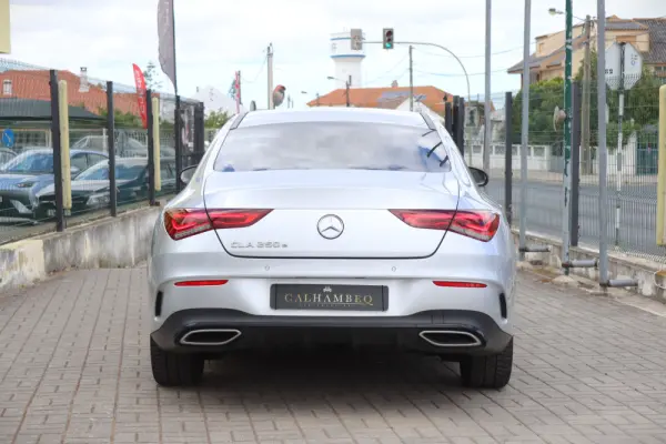 Mercedes-Benz CLA 250 e 8G-DCT AMG Line 8