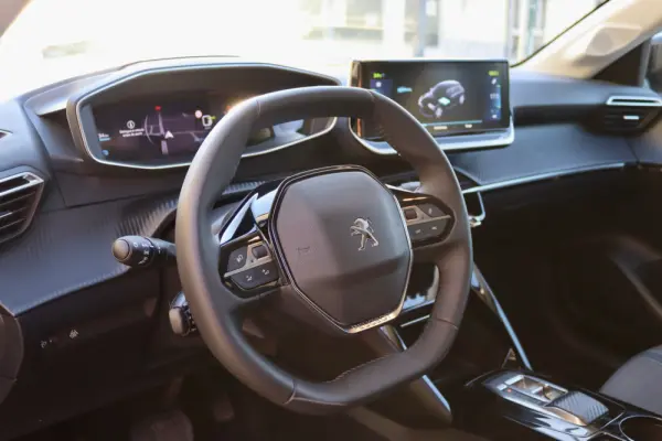 Peugeot e-208 50 kWh Allure 15