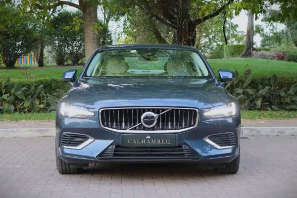 Volvo S60 2.0 T8 PHEV Plus Bright AWD 2