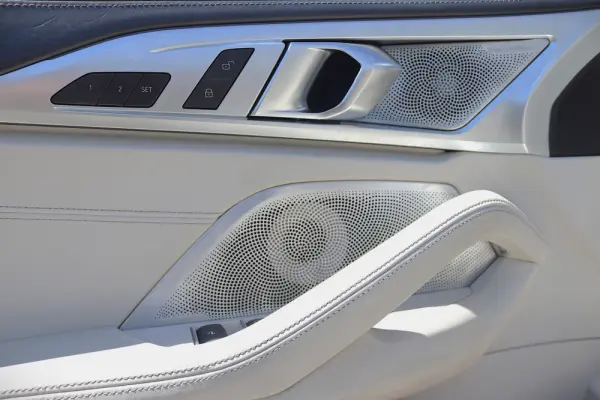 BMW M850i xDrive 19