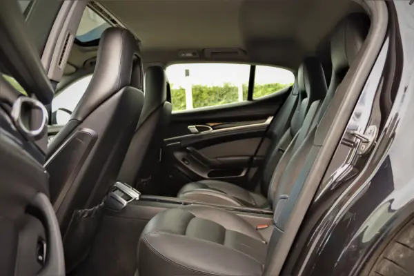 Porsche Panamera 14