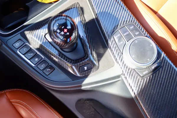 BMW M4 Auto 31