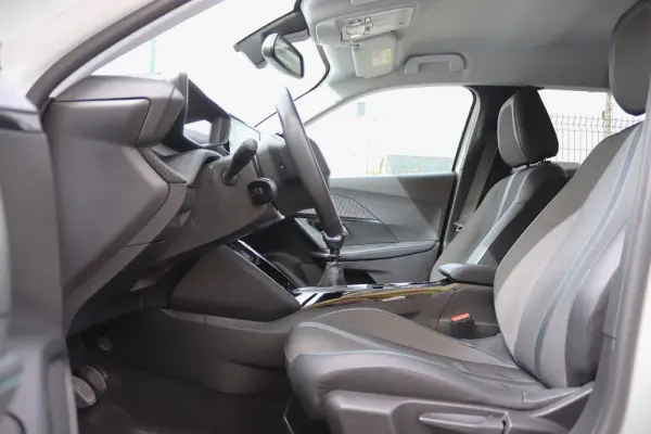 Peugeot 2008 1.2 PureTech Allure 25