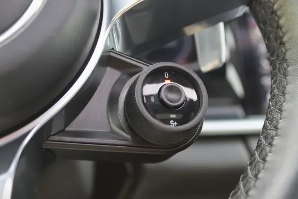 Porsche Panamera 4S Diesel 8