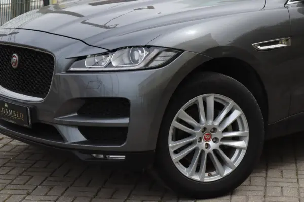 Jaguar F-Pace 20d Aut. Prestige 11