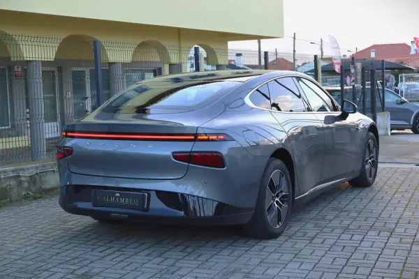 Xpeng P7i 86.2 kWh Long Range 10