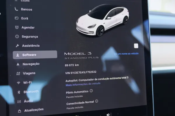 Tesla Model 3 Standard RWD Plus 7