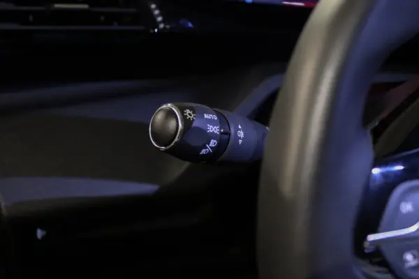 Peugeot 308 1.2 PureTech Active Pack 18