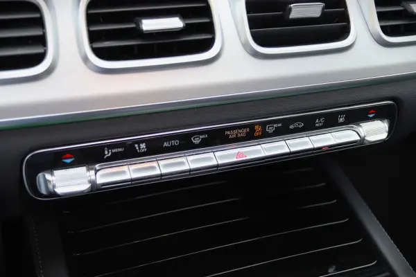 Mercedes-Benz GLE 350 de 4Matic 9G-TRONIC AMG Line 30