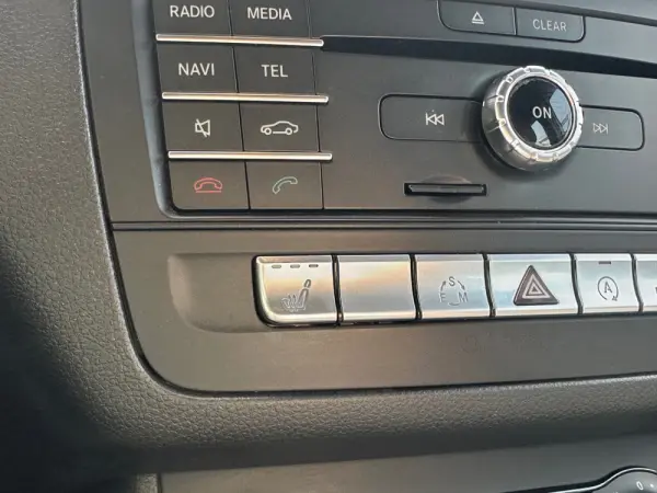 Mercedes-Benz B 180 (CDI) d 7G-DCT Urban 19