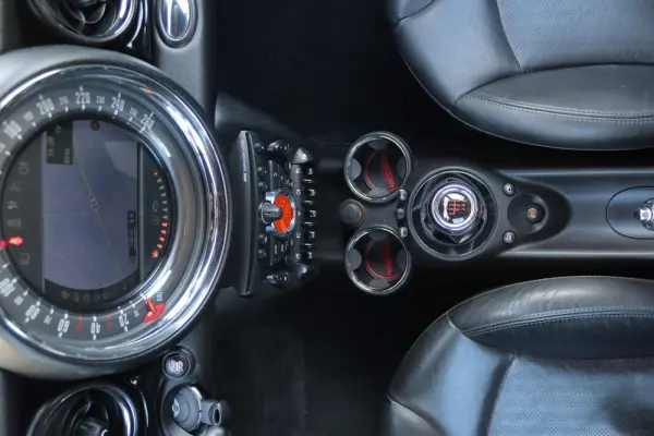 MINI 3 Portas John Cooper Works 19