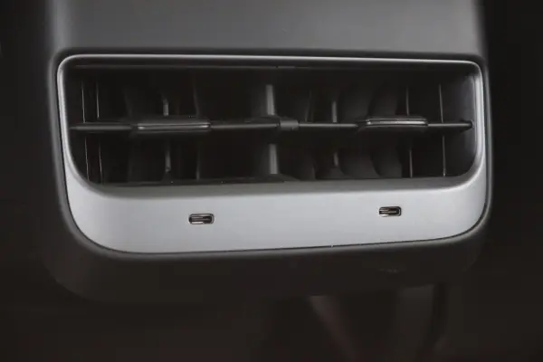 Tesla Model 3 Long-Range Dual Motor AWD 24