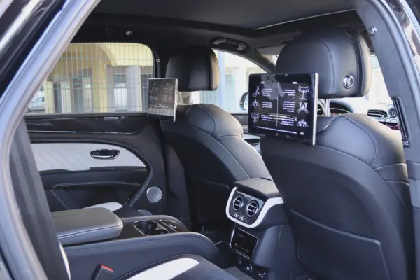 Bentley Bentayga V8 S Black Edition 56