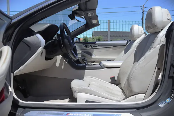 BMW M850i xDrive 17