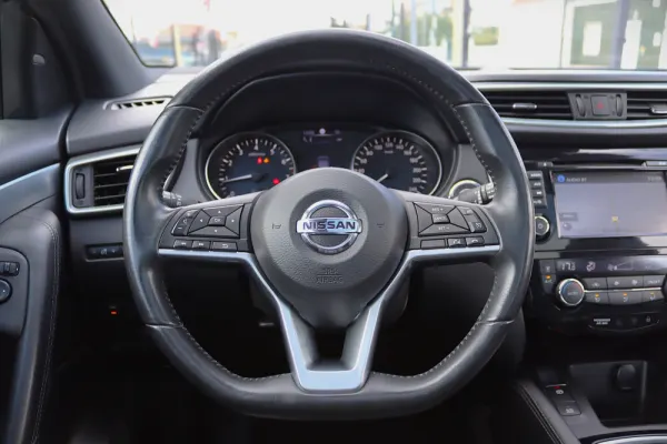 Nissan Qashqai 1.2 DIG-T Tekna Premium Pele RS 25