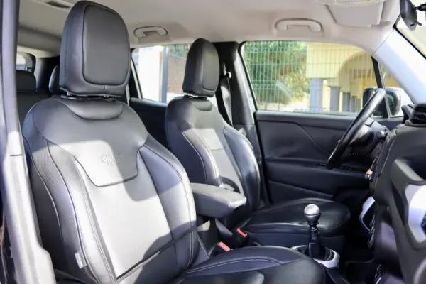 Jeep Renegade 1.6 MJD Limited 26
