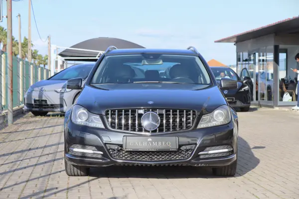 Mercedes-Benz C 250 d AMG Line Aut. 2