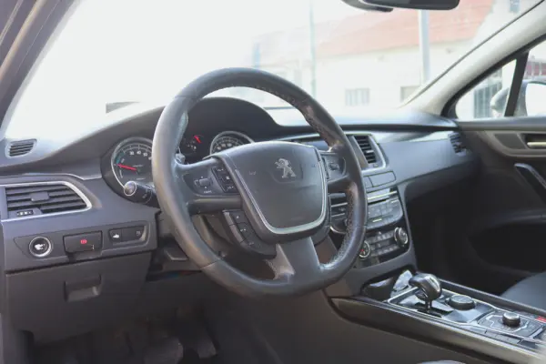 Peugeot 508 RXH 2.0 HDi Hybrid4 Limited Edition 2-Tronic 11