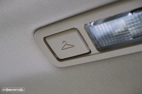 Land Rover Range Rover Evoque 2.2 SD4 Dynamic Auto 31