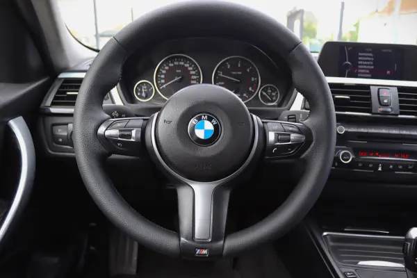 BMW 318 d Aut. Sport Line 19