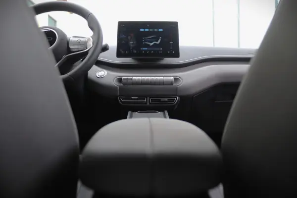 BYD Dolphin Surf 43.2 kWh Boost 29