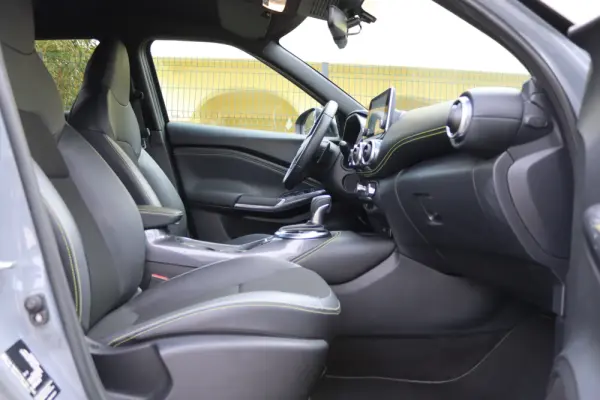 Nissan Juke 1.0 DIG-T Kiiro.DCT 31