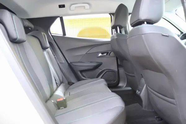 Peugeot 2008 1.2 PureTech Allure 20