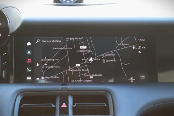 Porsche Taycan 4S 35