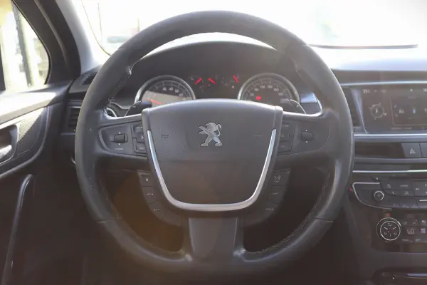 Peugeot 508 RXH 2.0 HDi Hybrid4 Limited Edition 2-Tronic 14
