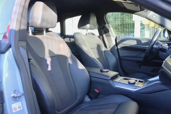 BMW i4 eDrive35 Pack Desportivo M 28