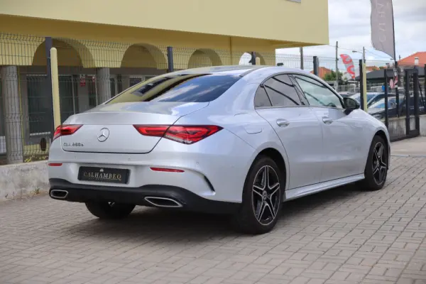 Mercedes-Benz CLA 250 e 8G-DCT AMG Line 3