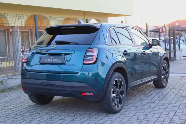 Fiat 600e 54 kWh La Prima 3