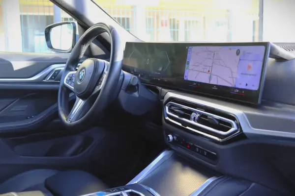 BMW i4 eDrive35 Pack Desportivo M 26