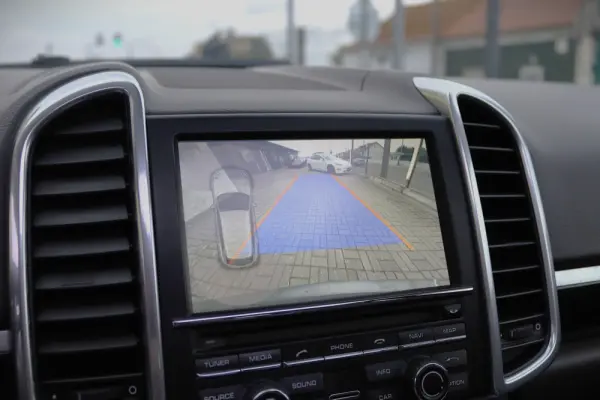 Porsche Cayenne S E-Hybrid 24