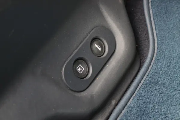 Ferrari FF Standard 32