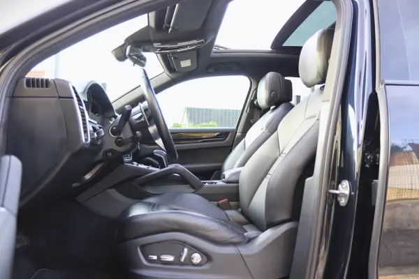 Porsche Cayenne E-Hybrid 19