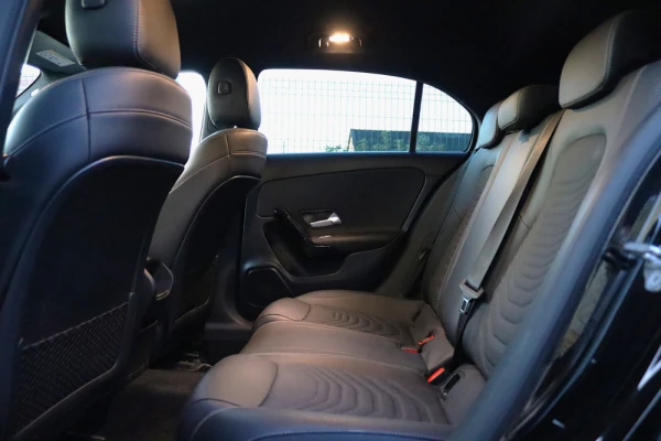 Mercedes-Benz A 180 d Business Solutions Aut. 22
