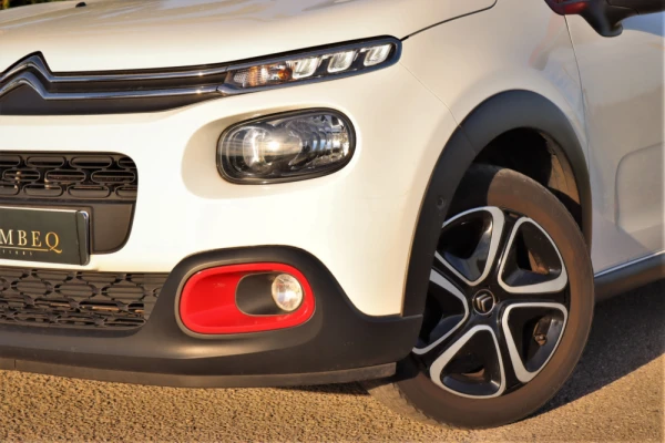 Citroën C3 1.2 PureTech Shine 10
