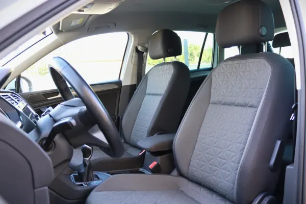 Volkswagen Tiguan 1.5 TSI Confortline 16