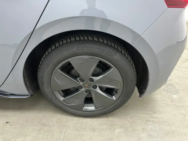 Cupra Born 58 kWh 12