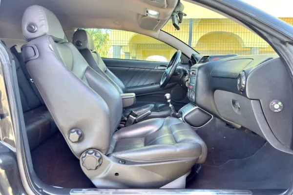 Alfa Romeo GT 1.9 JTD M-JET Blackline 23