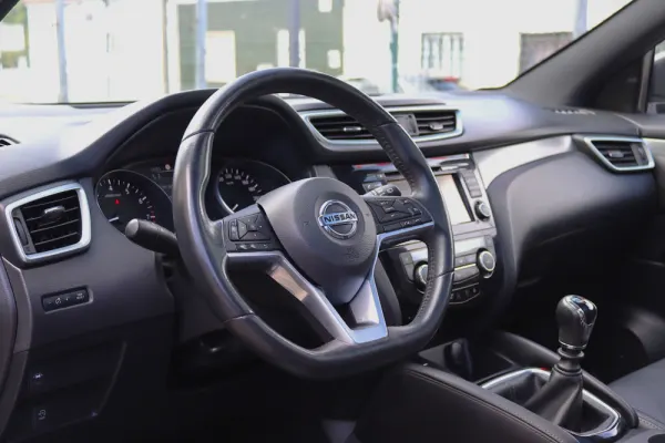 Nissan Qashqai 1.2 DIG-T Tekna Premium Pele RS 17